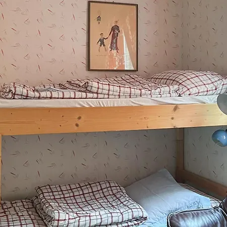 4 Bedroom Beautiful In Sekken Сasa de vacaciones Molde